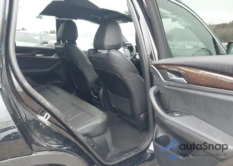 2021 BMW X3 xDrive30I z USA, uszkodzony, nr VIN 5UXTY5C0XM9E39935